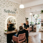 Egyedi-tapéták-szalonokban-üzletekben-a-testreszabás-reneszánsza-1